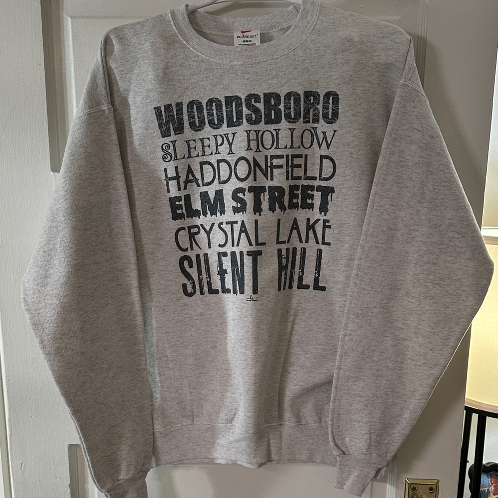 Halloween Sweater / Horror towns